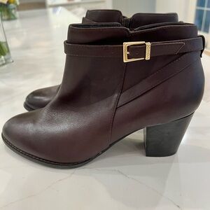 Vionic Brown Heeled Booties Size 10 New